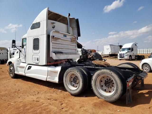 2012 Kenworth Construction T660