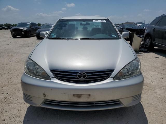 2005 Toyota Camry LE