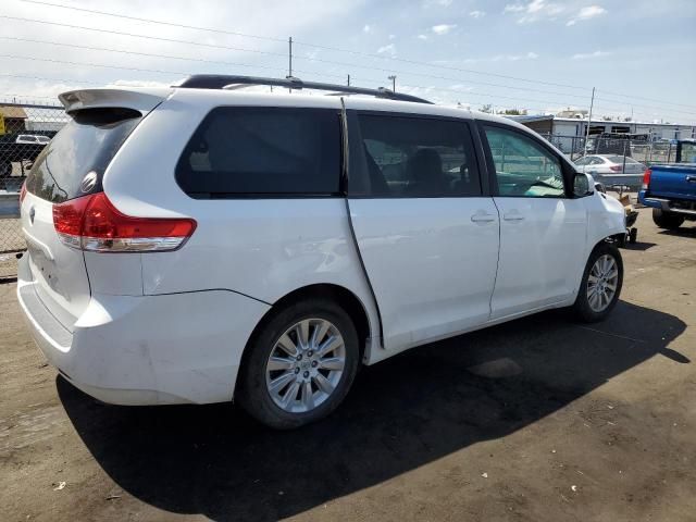 2013 Toyota Sienna XLE