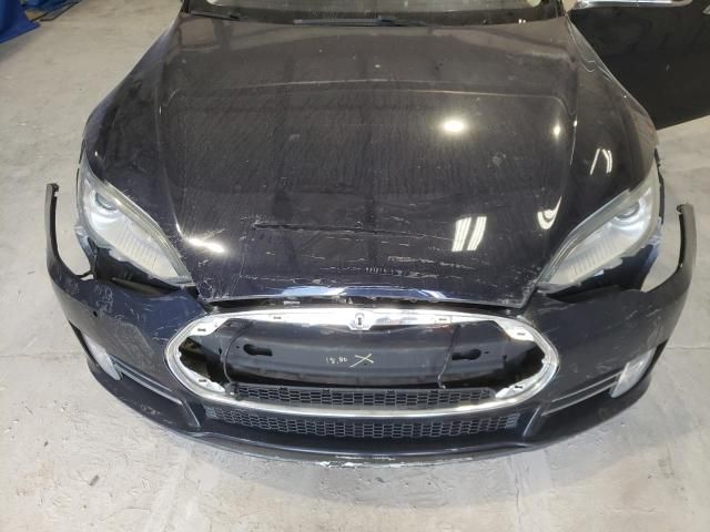 2014 Tesla Model S