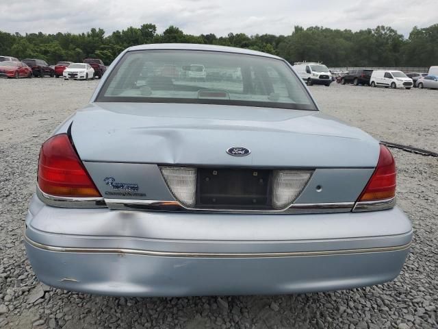 2002 Ford Crown Victoria