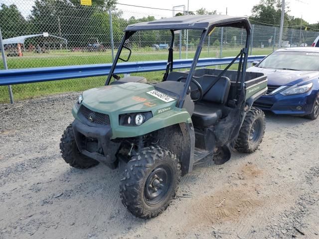 2020 John Deere XUV590E