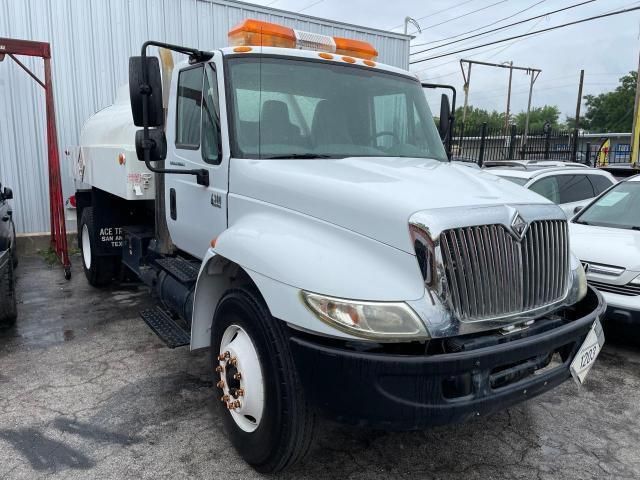 2005 International 4000 4300