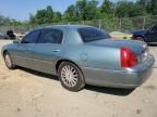 2005 Lincoln Town Car Signature Limited