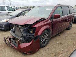 Salvage cars for sale at Elgin, IL auction: 2017 Dodge Grand Caravan SXT