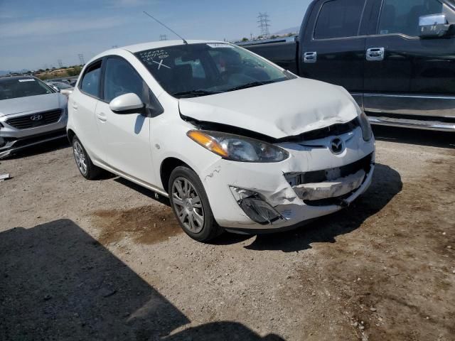 2014 Mazda 2 Sport