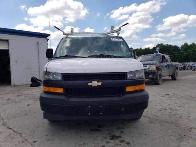 2020 Chevrolet Express G2500