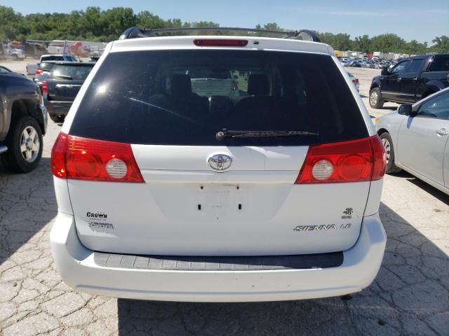 2010 Toyota Sienna CE