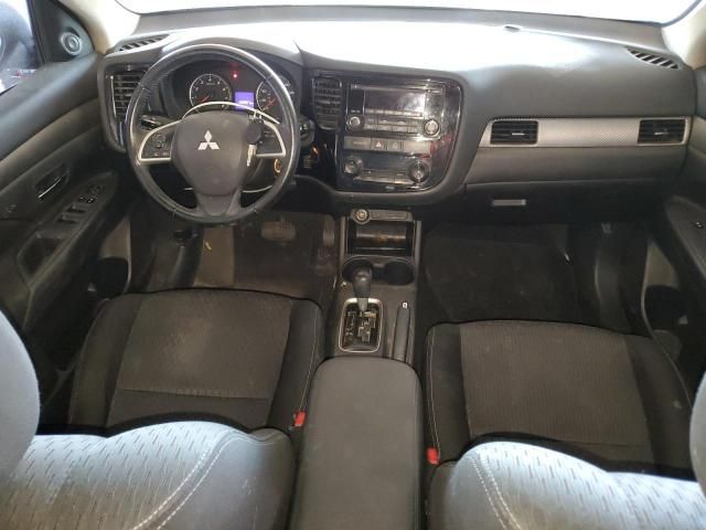 2015 Mitsubishi Outlander ES