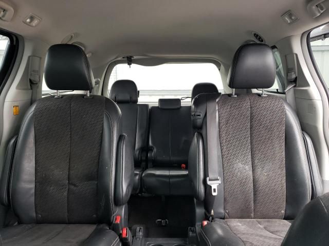 2013 Toyota Sienna Sport