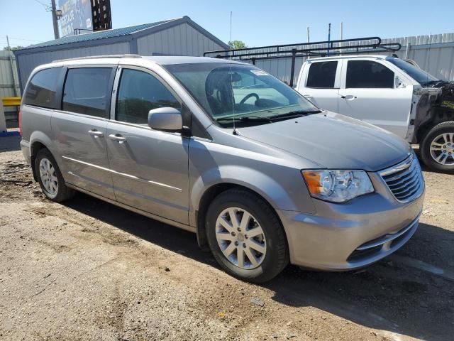 2015 Chrysler Town & Country LX