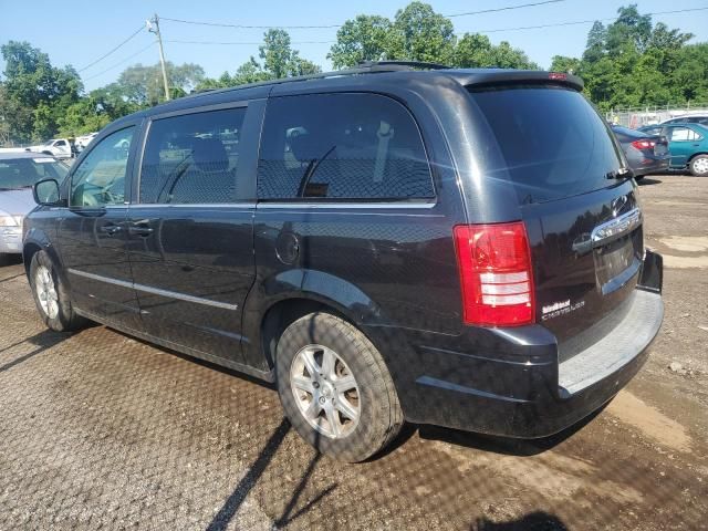 2009 Chrysler Town & Country Touring