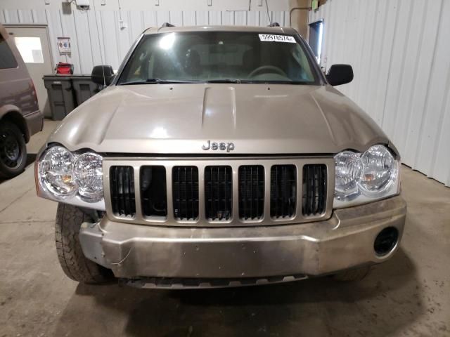 2005 Jeep Grand Cherokee Laredo