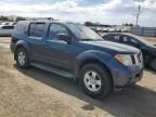 2006 Nissan Pathfinder LE