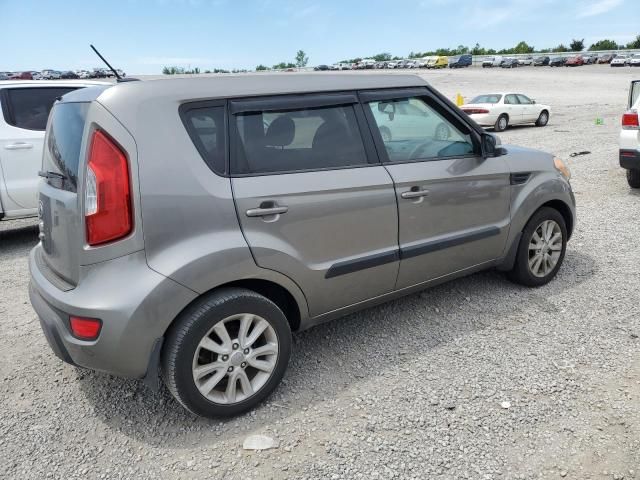 2013 KIA Soul +