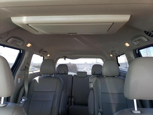 2015 Toyota Sienna XLE