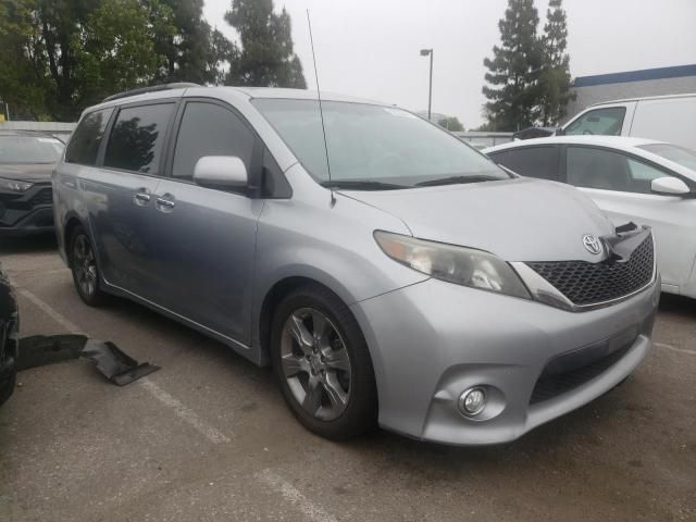 2014 Toyota Sienna Sport