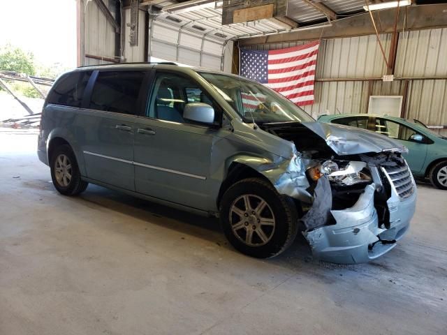 2010 Chrysler Town & Country Touring