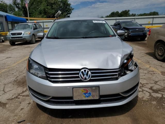 2014 Volkswagen Passat S