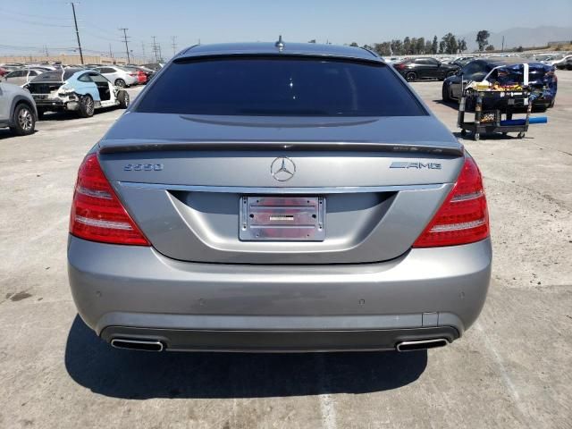 2011 Mercedes-Benz S 550