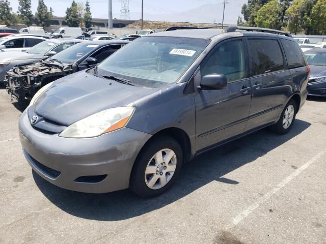 2006 Toyota Sienna CE