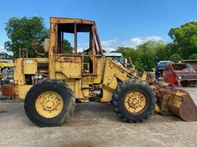 1978 Caterpillar 910