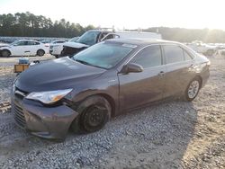 2015 Toyota Camry Hybrid en venta en Ellenwood, GA