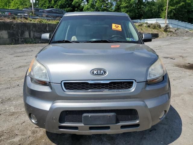 2011 KIA Soul +