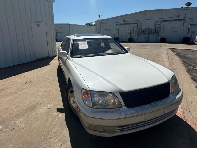 1999 Lexus LS 400