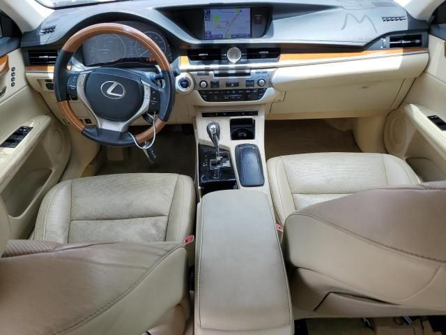 2013 Lexus ES 300H