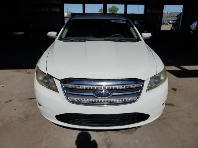 2010 Ford Taurus SEL