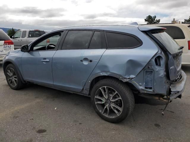 2017 Volvo V60 Cross Country Premier