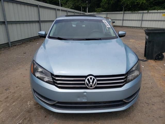 2013 Volkswagen Passat SE