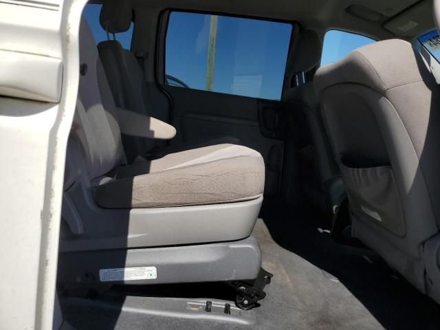 2012 KIA Sedona LX