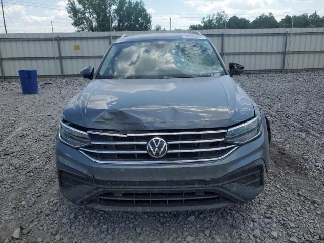 2023 Volkswagen Tiguan SE