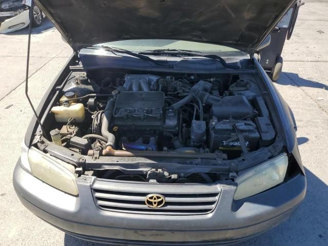 1998 Toyota Camry LE