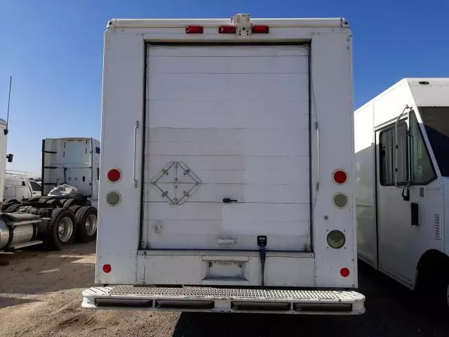 2011 Freightliner Chassis M Line WALK-IN Van