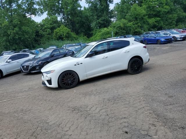 2022 Maserati Levante Base