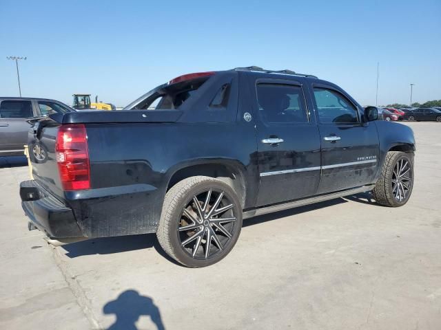 2013 Chevrolet Avalanche LTZ