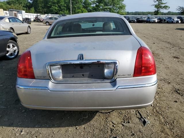 2008 Lincoln Town Car Signature Limited