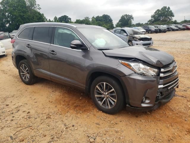 2018 Toyota Highlander SE