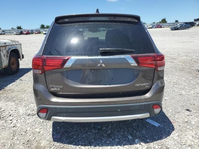 2018 Mitsubishi Outlander SE