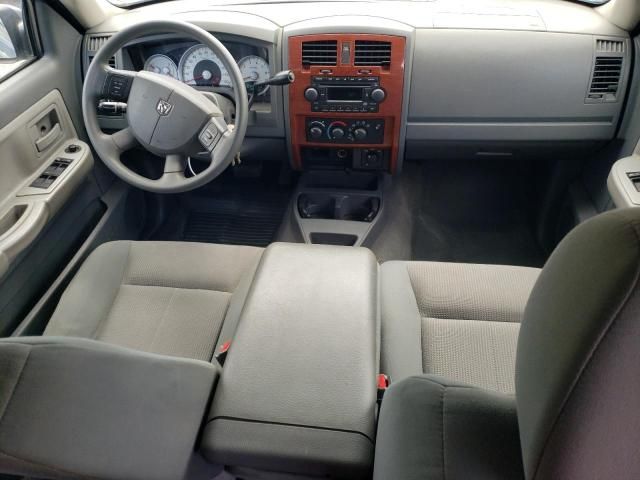 2005 Dodge Dakota Quad SLT