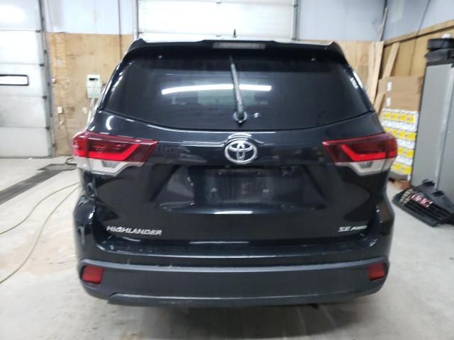 2019 Toyota Highlander SE