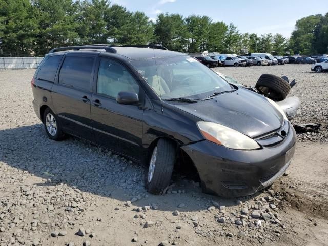 2009 Toyota Sienna CE