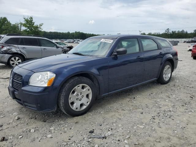 2006 Dodge Magnum SE