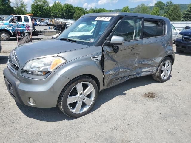 2010 KIA Soul +