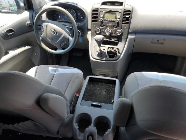 2014 KIA Sedona LX