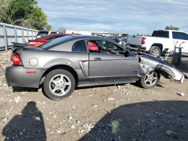 2004 Ford Mustang