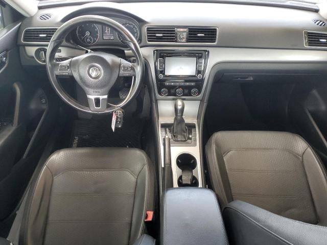 2014 Volkswagen Passat SE